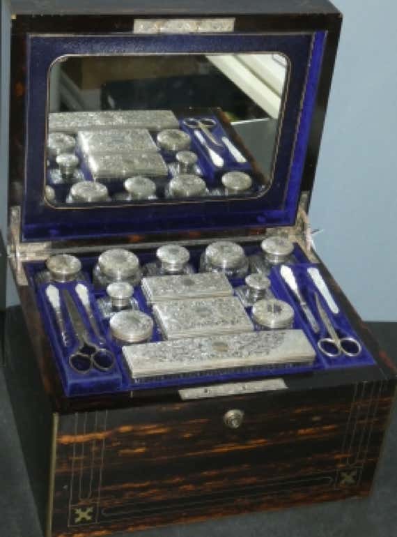 Auction lot image 1