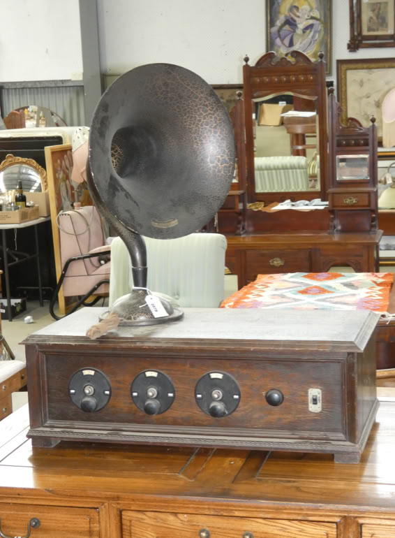 Auction lot image 3