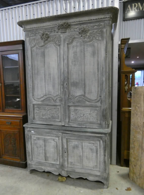 Auction lot image 10
