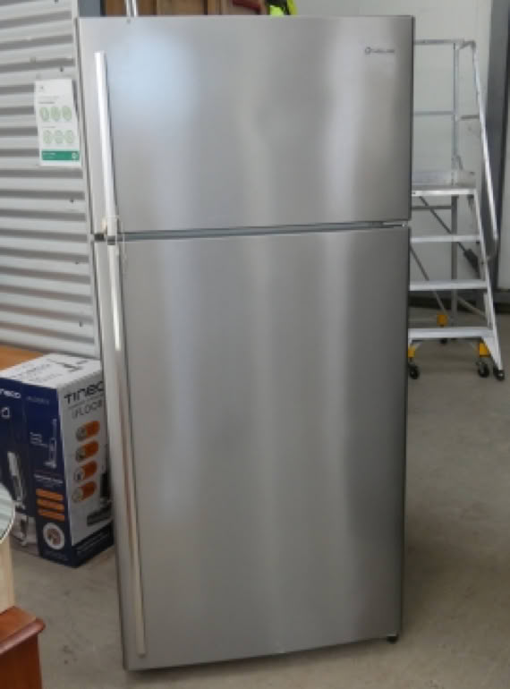 Auction lot image 10
