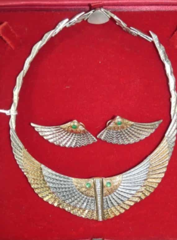 Auction lot image 10