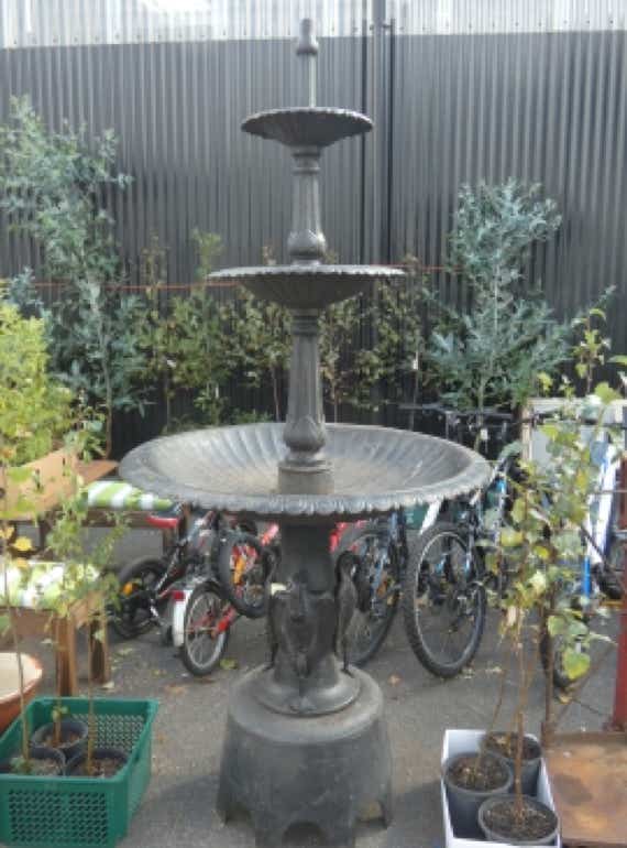 Auction lot image 9